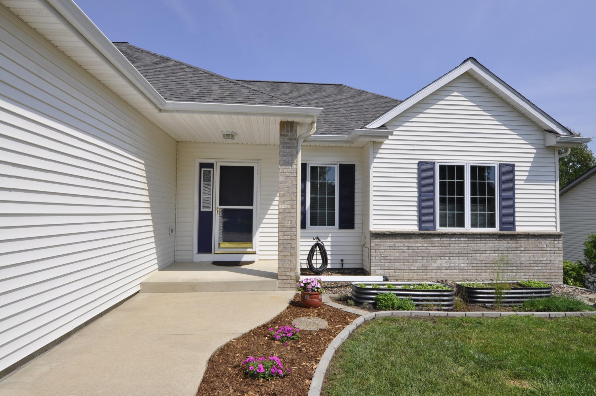 2524 Parkhill Lane Southwest Rochester, MN 55902 - Photo 2 of 40 Gallery Image 2