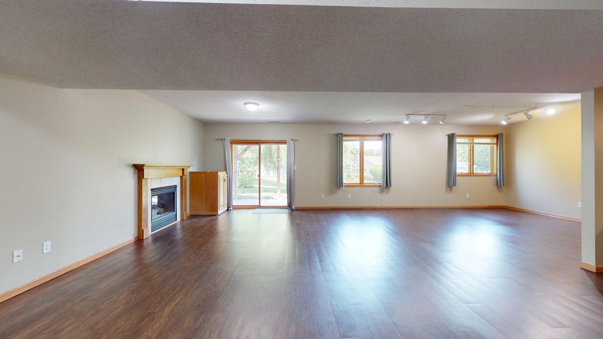 2524 Parkhill Lane Southwest Rochester, MN 55902 - Photo 23 of 40 Gallery Image 23