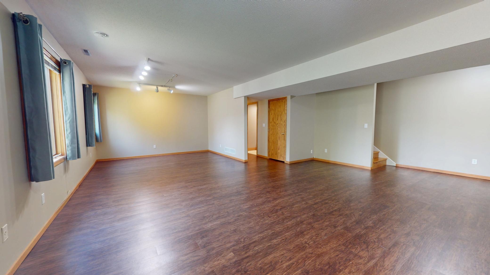 2524 Parkhill Lane Southwest Rochester, MN 55902 - Photo 25 of 40 Gallery Image 25