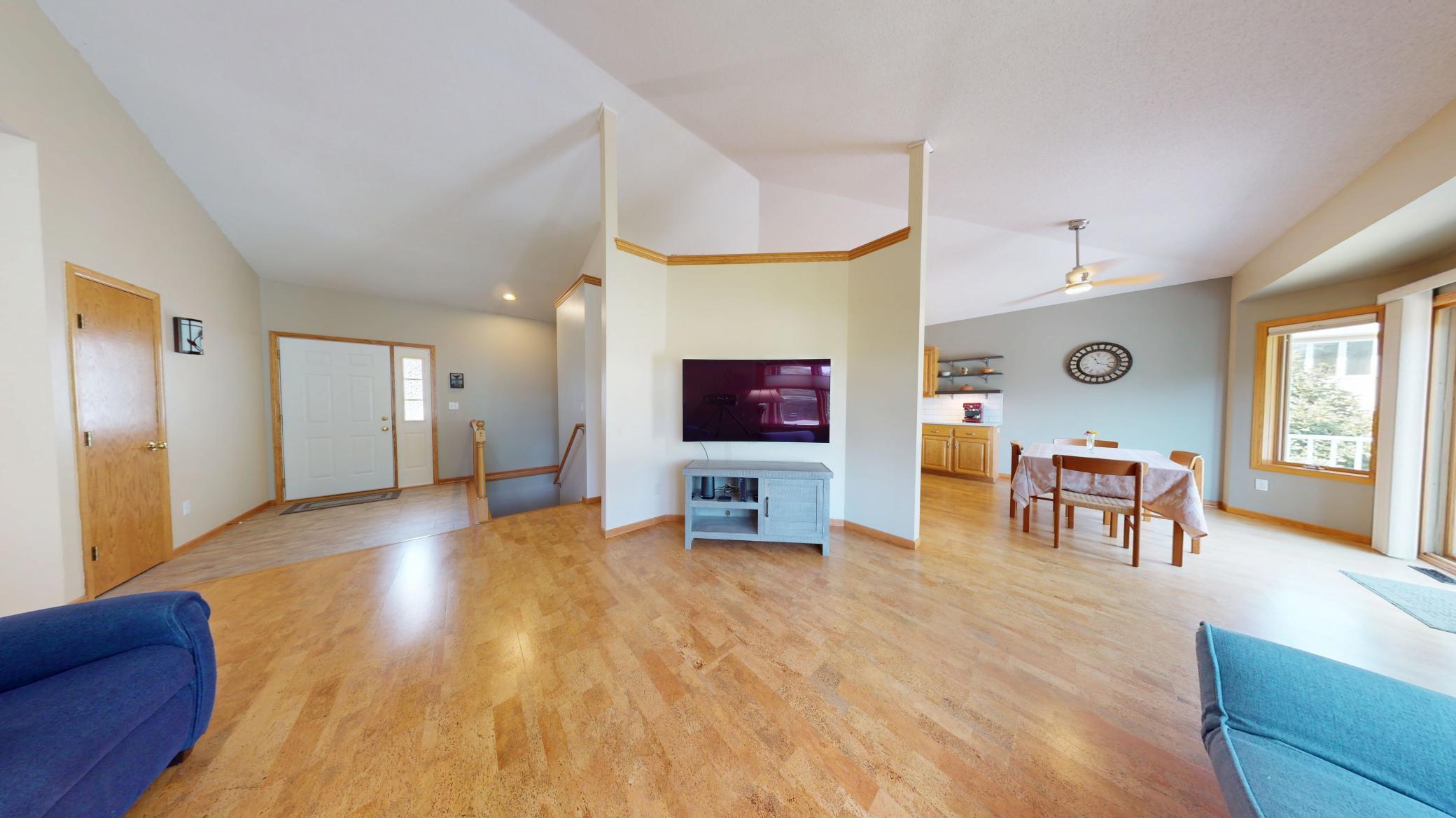 2524 Parkhill Lane Southwest Rochester, MN 55902 - Photo 3 of 40 Gallery Image 3