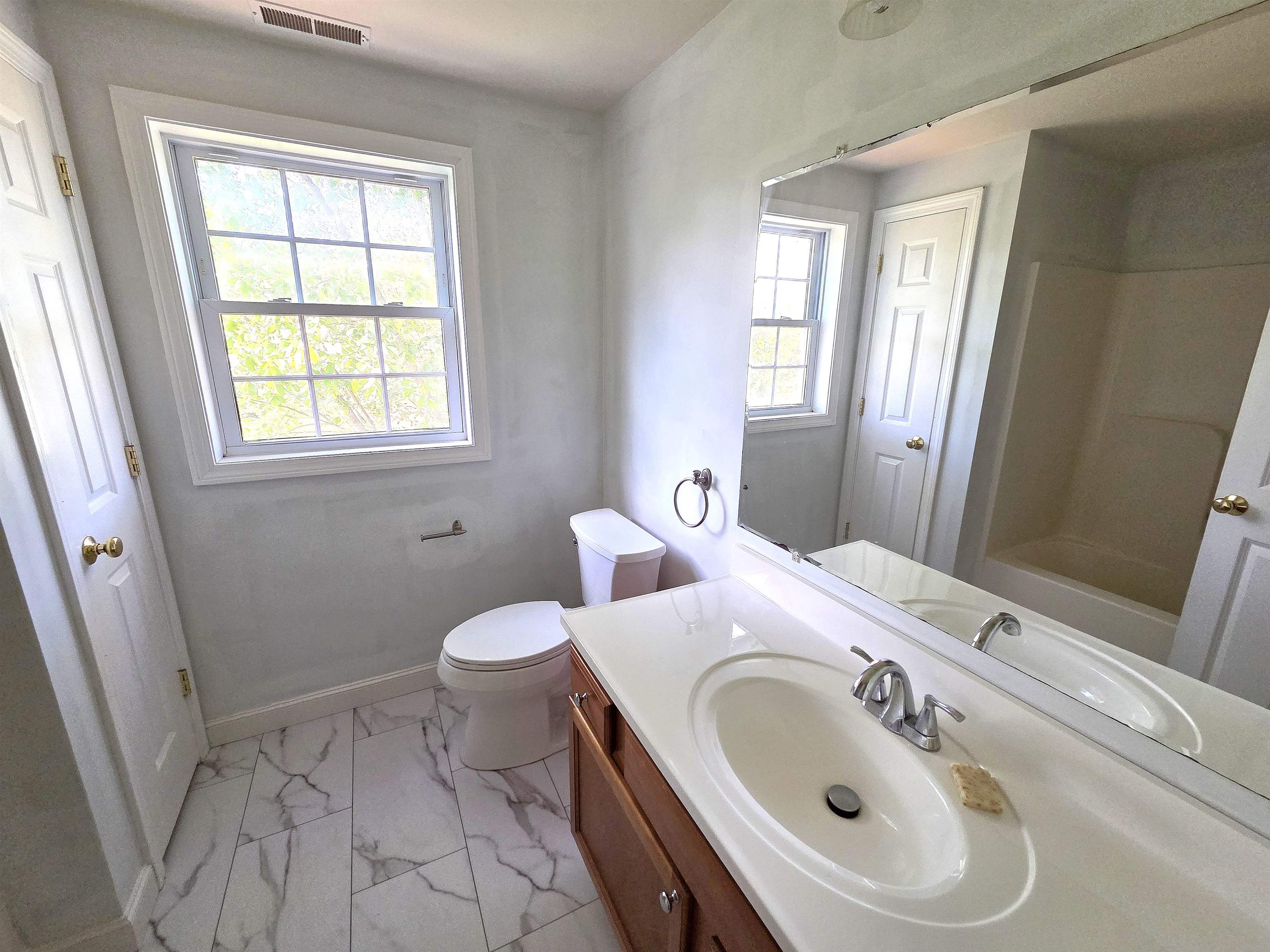 6 B North Road Deerfield, NH 03037 - Photo 28 of 47 Gallery Image 28