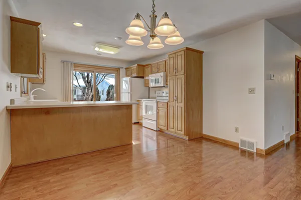 $274,900 | 311 Parkview Lane, Kimberly, WI 54136