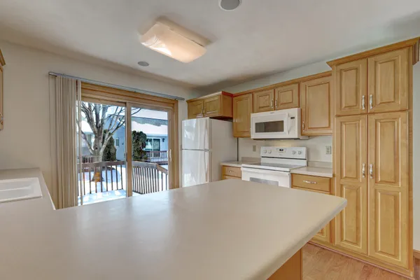 $274,900 | 311 Parkview Lane, Kimberly, WI 54136