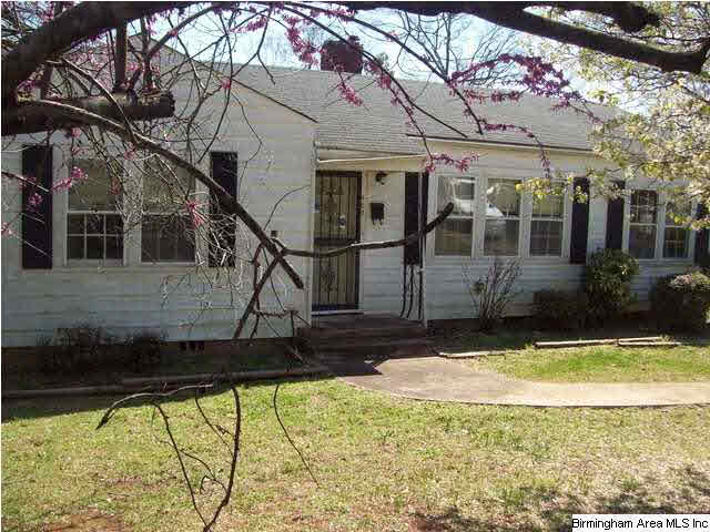 408 Woodward Road Birmingham, AL 35228 - Photo 1 of 23