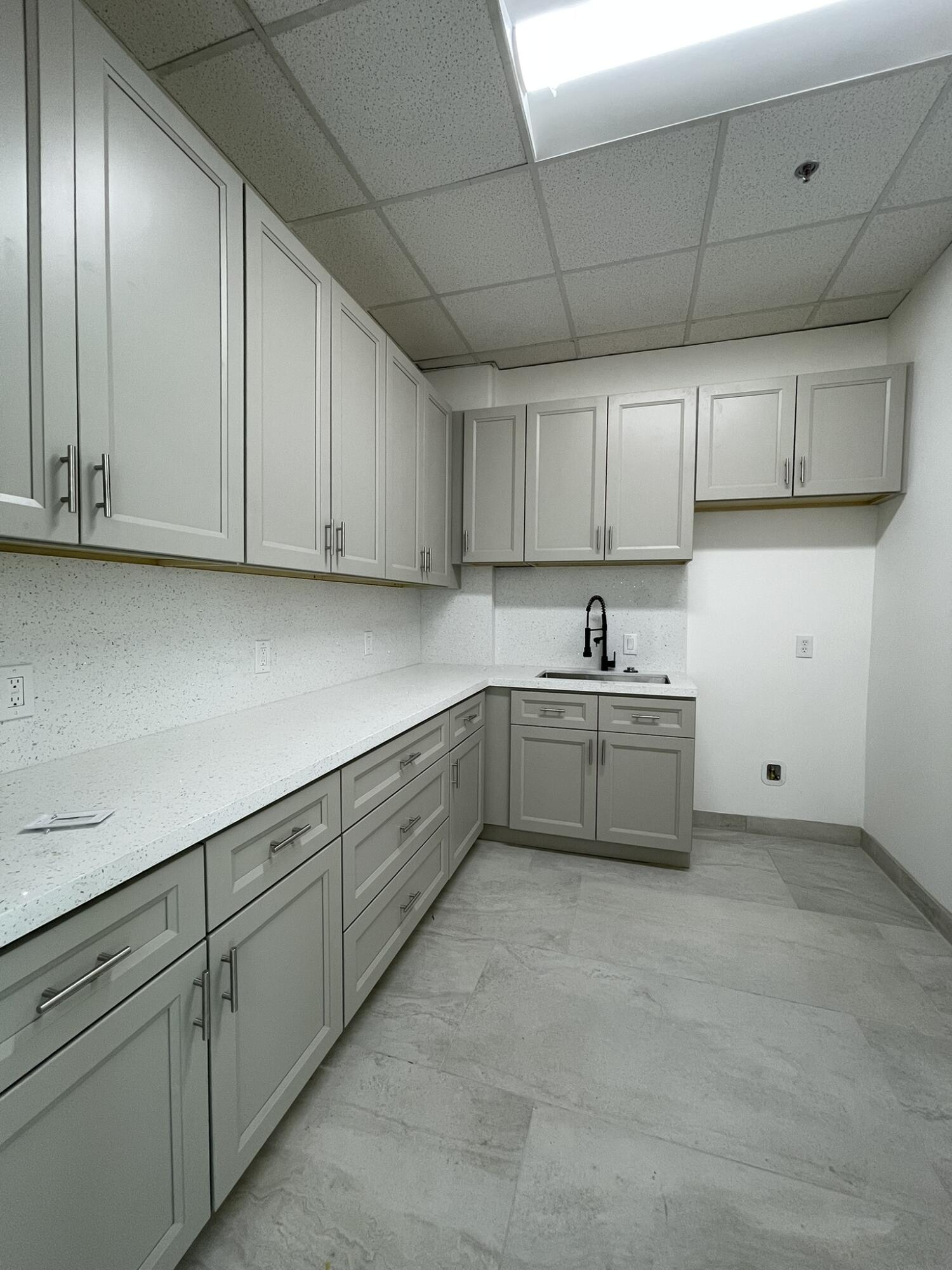 757 Shotgun Road, Unit 757 Sunrise, FL 33326 - Photo 11 of 71 IMG_1961