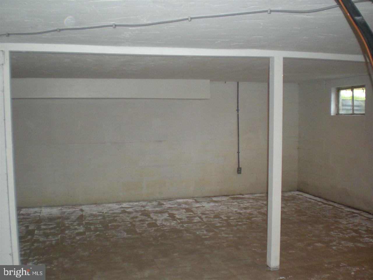 1588 Trolley Road Hanover, PA 17331 - Photo 27 of 31 a view of small space