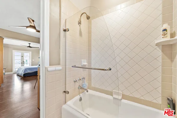 $17,500 | 401 North McCadden Place, Los Angeles, CA 90004