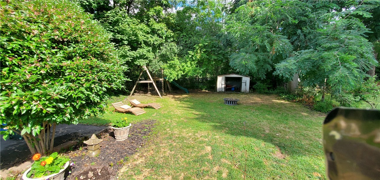 188 Laney Road Rochester, NY 14620 - Photo 3 of 25