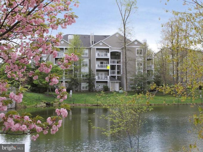 1724 Lake Shore Crest Drive, Unit 24 Reston, VA 20190 - Photo 1 of 21 Exterior (Main)