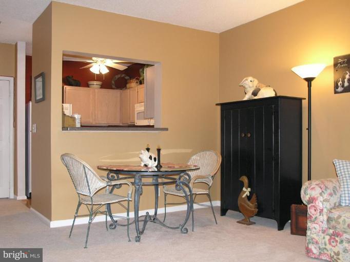 1724 Lake Shore Crest Drive, Unit 24 Reston, VA 20190 - Photo 5 of 21 Dining Area