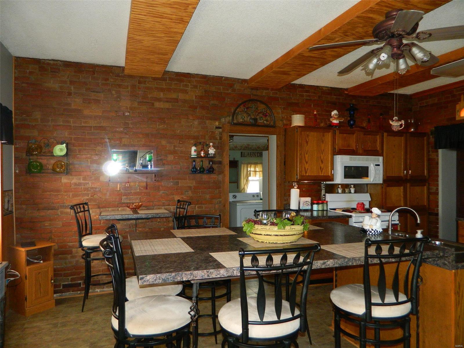 15243 N Road Butler, IL 62015 - Photo 29 of 52 Gallery Image 29