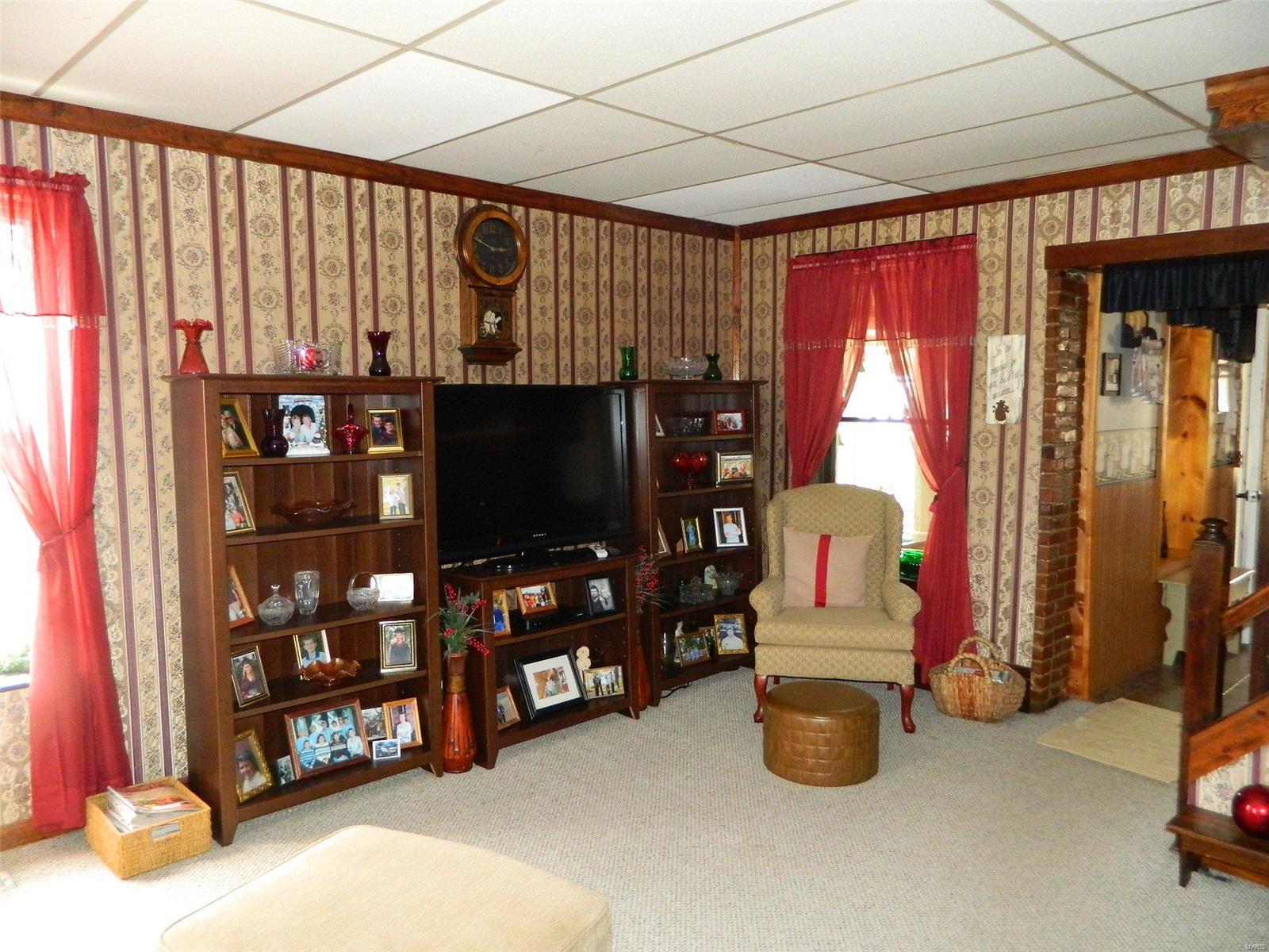 15243 N Road Butler, IL 62015 - Photo 32 of 52 Gallery Image 32
