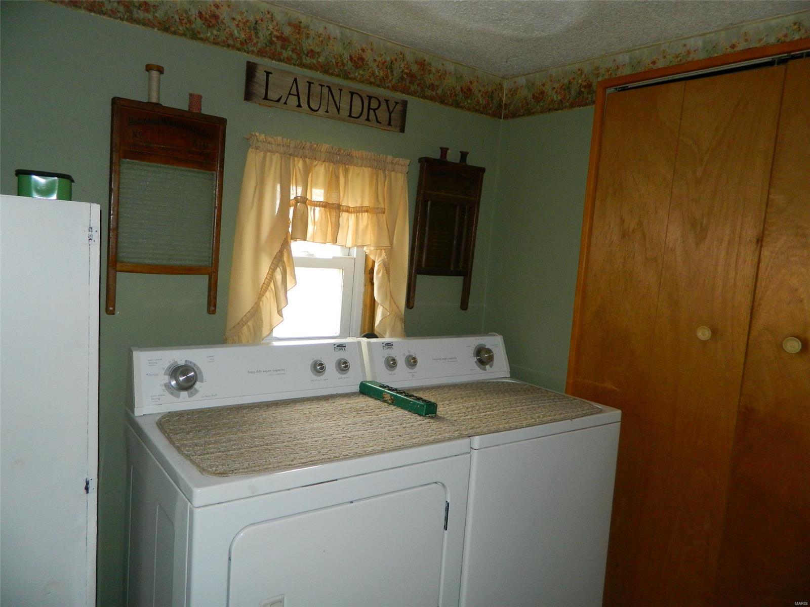 15243 N Road Butler, IL 62015 - Photo 50 of 52 Gallery Image 50