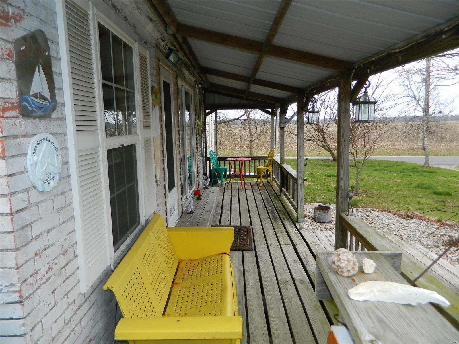 15243 N Road Butler, IL 62015 - Photo 8 of 52 Gallery Image 8