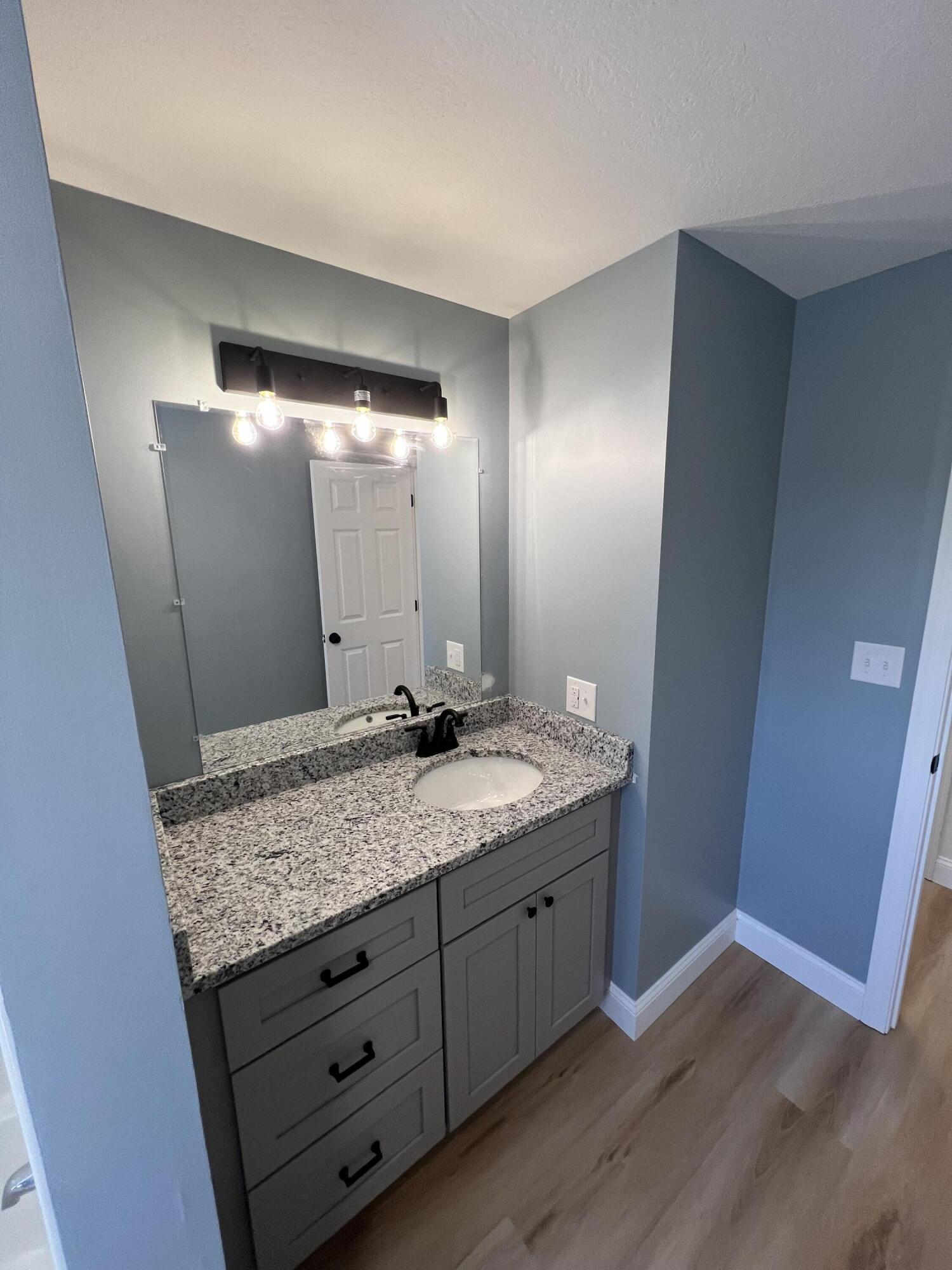 17 Dorsey Street Springvale, ME 04083 - Photo 11 of 28 IMG_7451