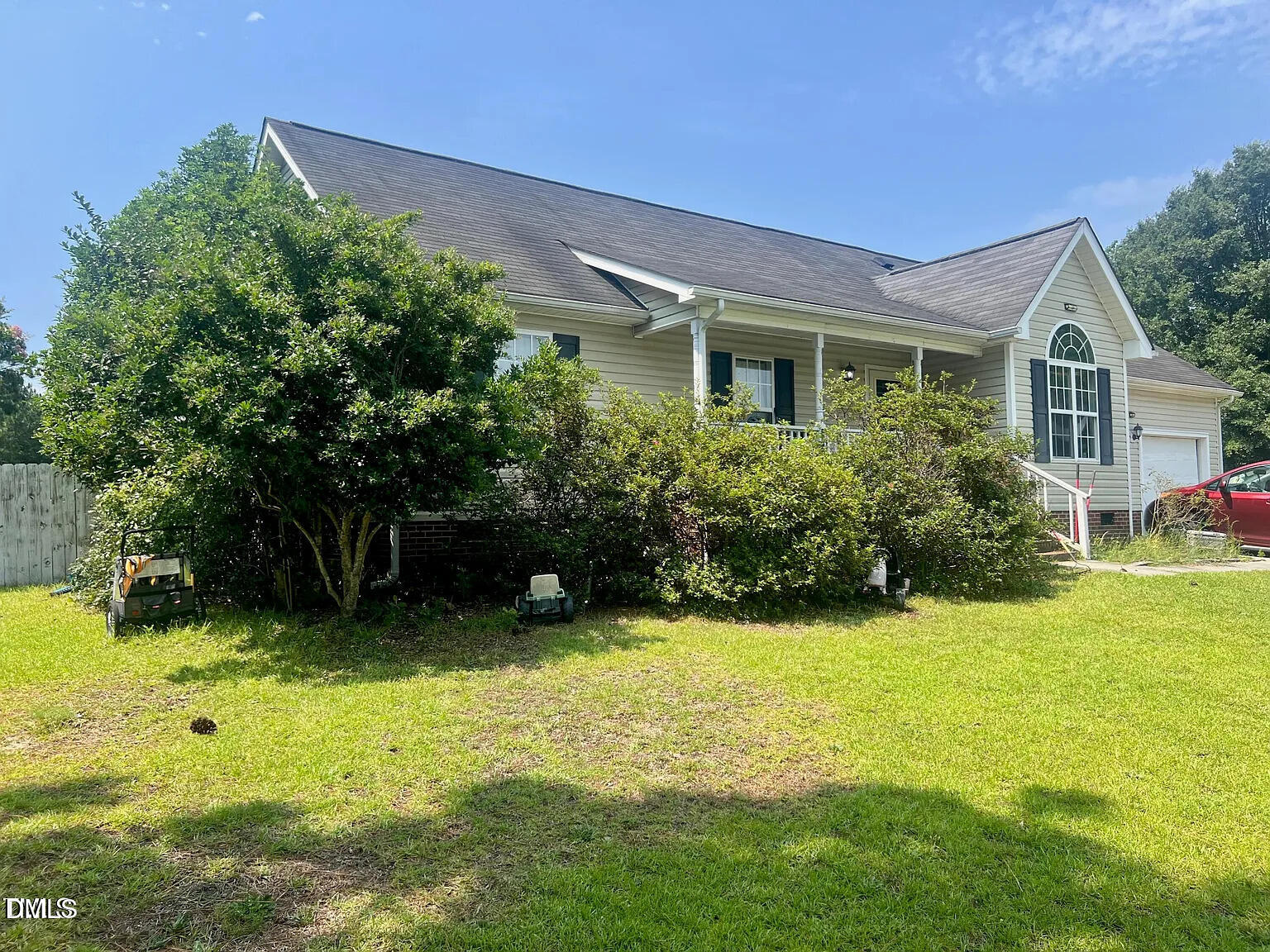 1110 Roundabout Road Cameron, NC 28326 - Photo 3 of 19 3