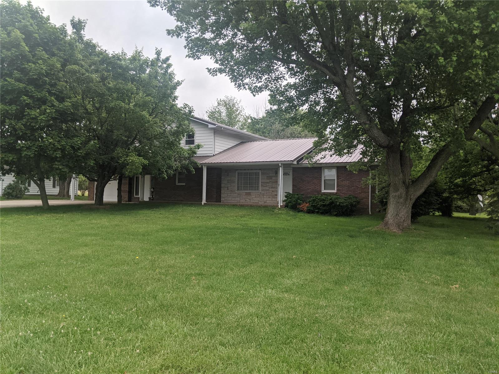 5988 State Rte 4 Steeleville, IL 62288 - Photo 3 of 46