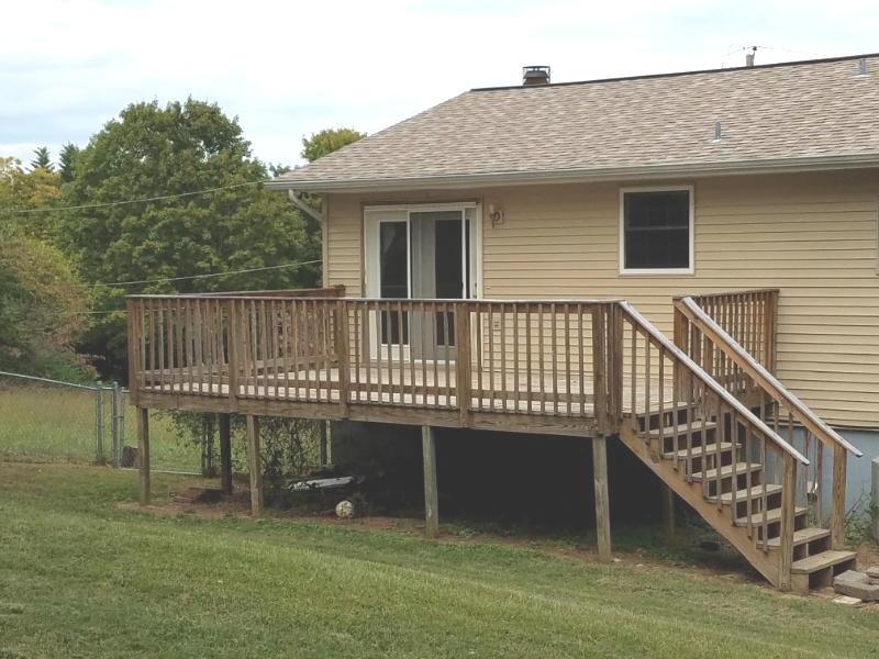 8009 Little Joe Road Powell, TN 37849 - Photo 31 of 32 French doors