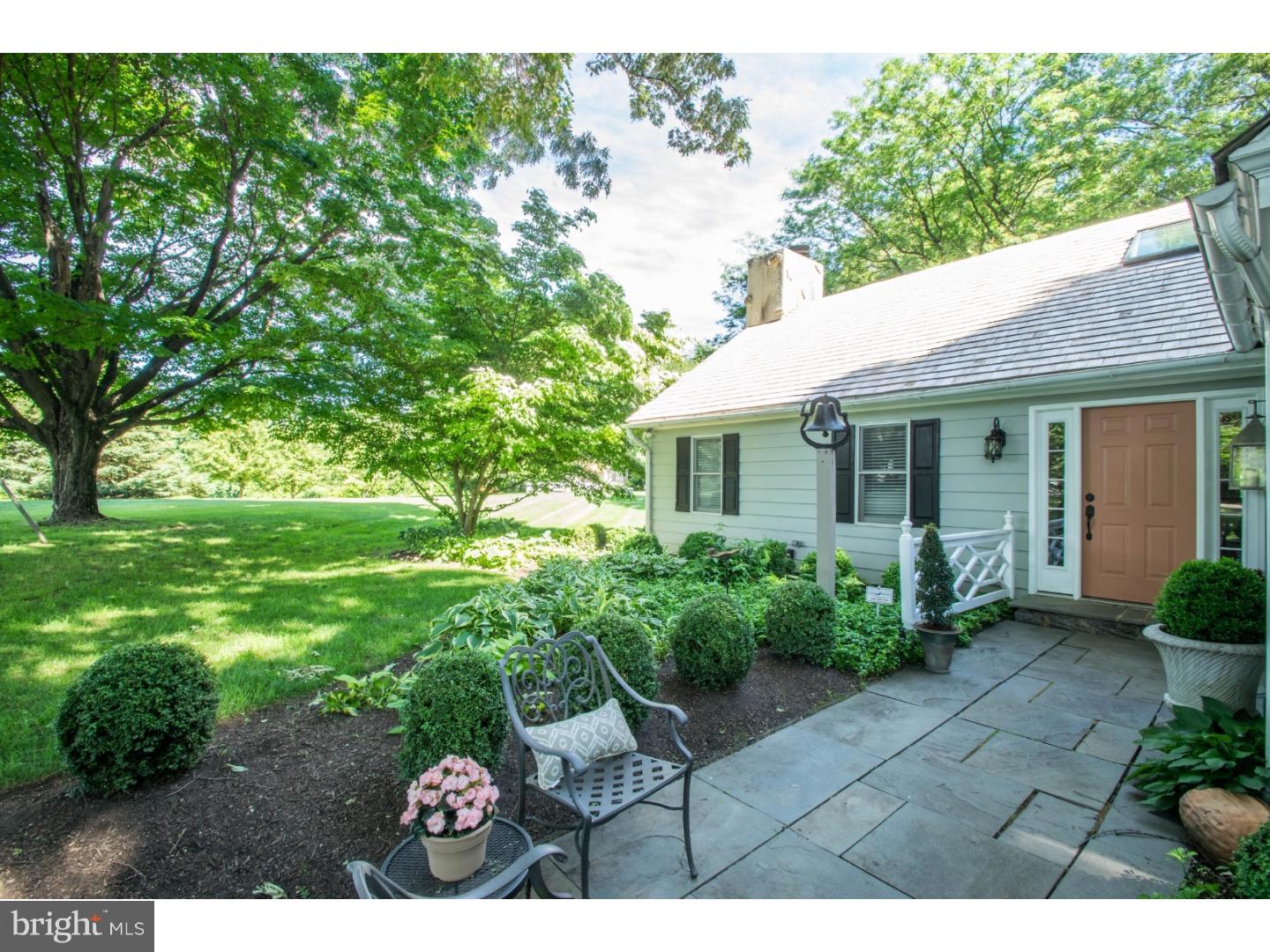 954 Sharpless Road Hockessin, DE 19707 - Photo 3 of 25 Exterior Side