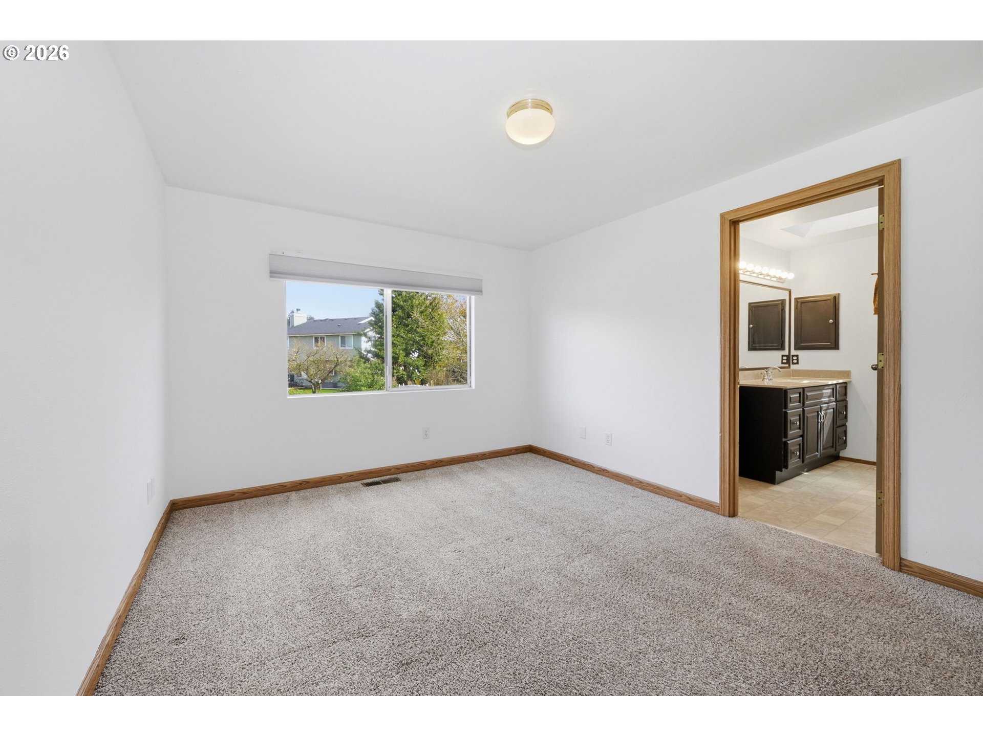 955 South 44th Street Springfield, OR 97478 - Photo 28 of 47