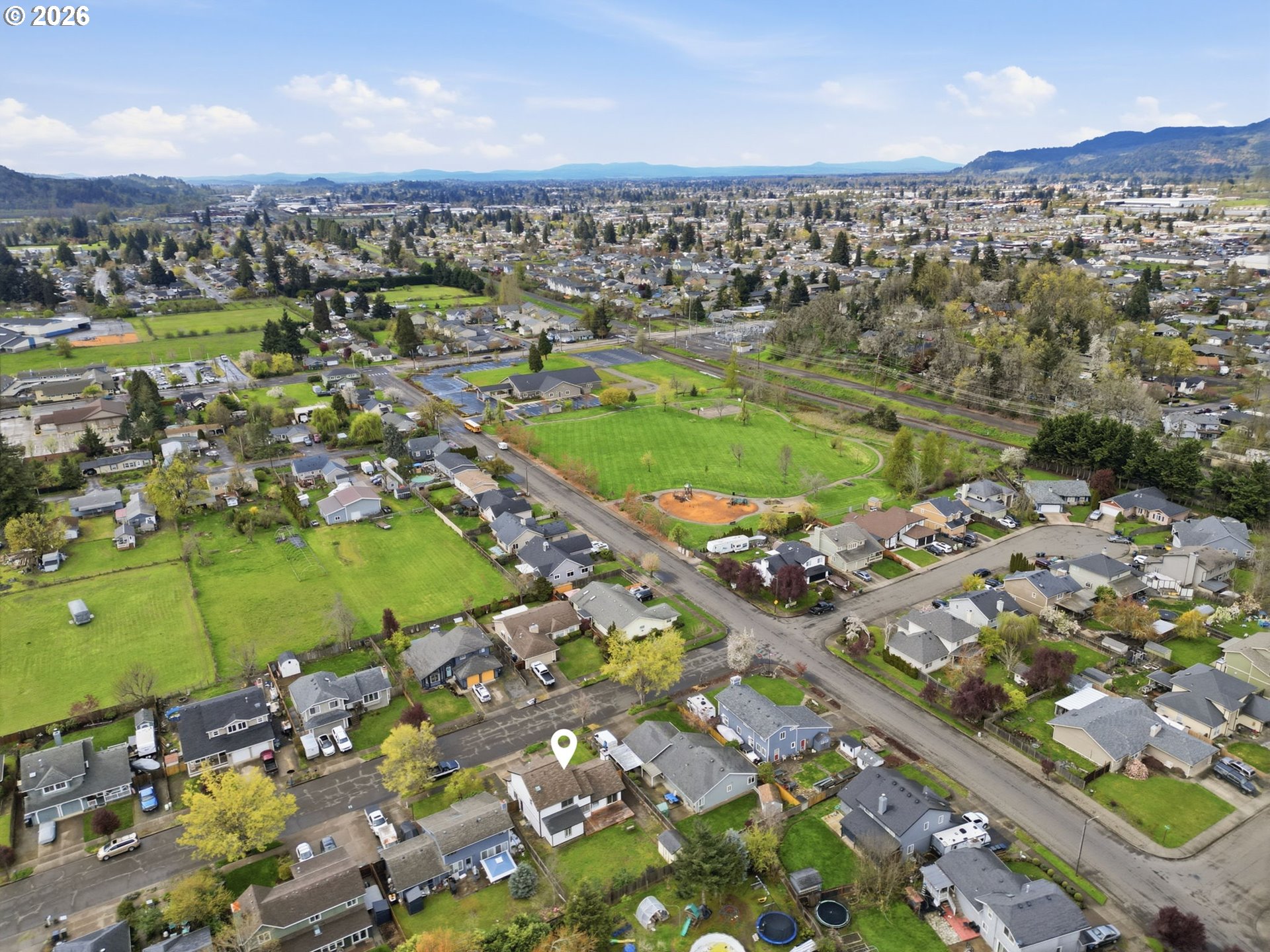 955 South 44th Street Springfield, OR 97478 - Photo 43 of 47