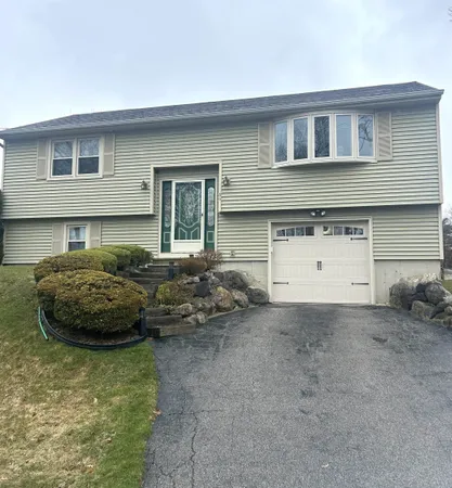$429,999 | 84 South Fremont Street, Manchester, NH 03103
