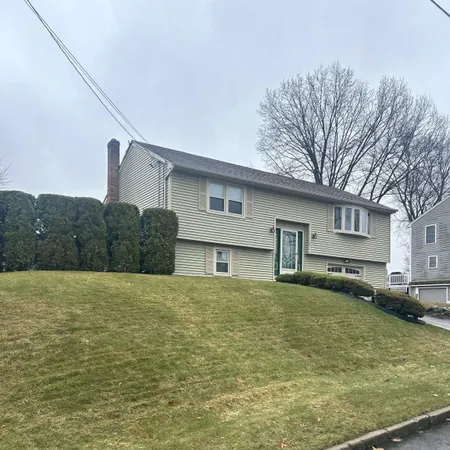 $429,999 | 84 South Fremont Street, Manchester, NH 03103