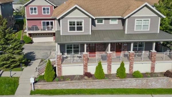 $383,500 | 14 Sinatra Way, Fitchburg, WI 53711