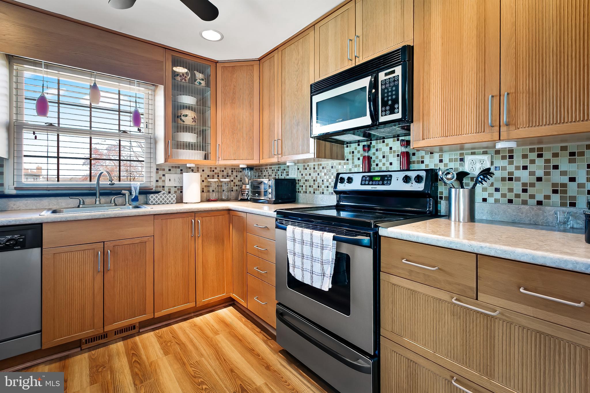 3 Barletta Court Rosedale, MD 21237 - Photo 12 of 39 kitchen
