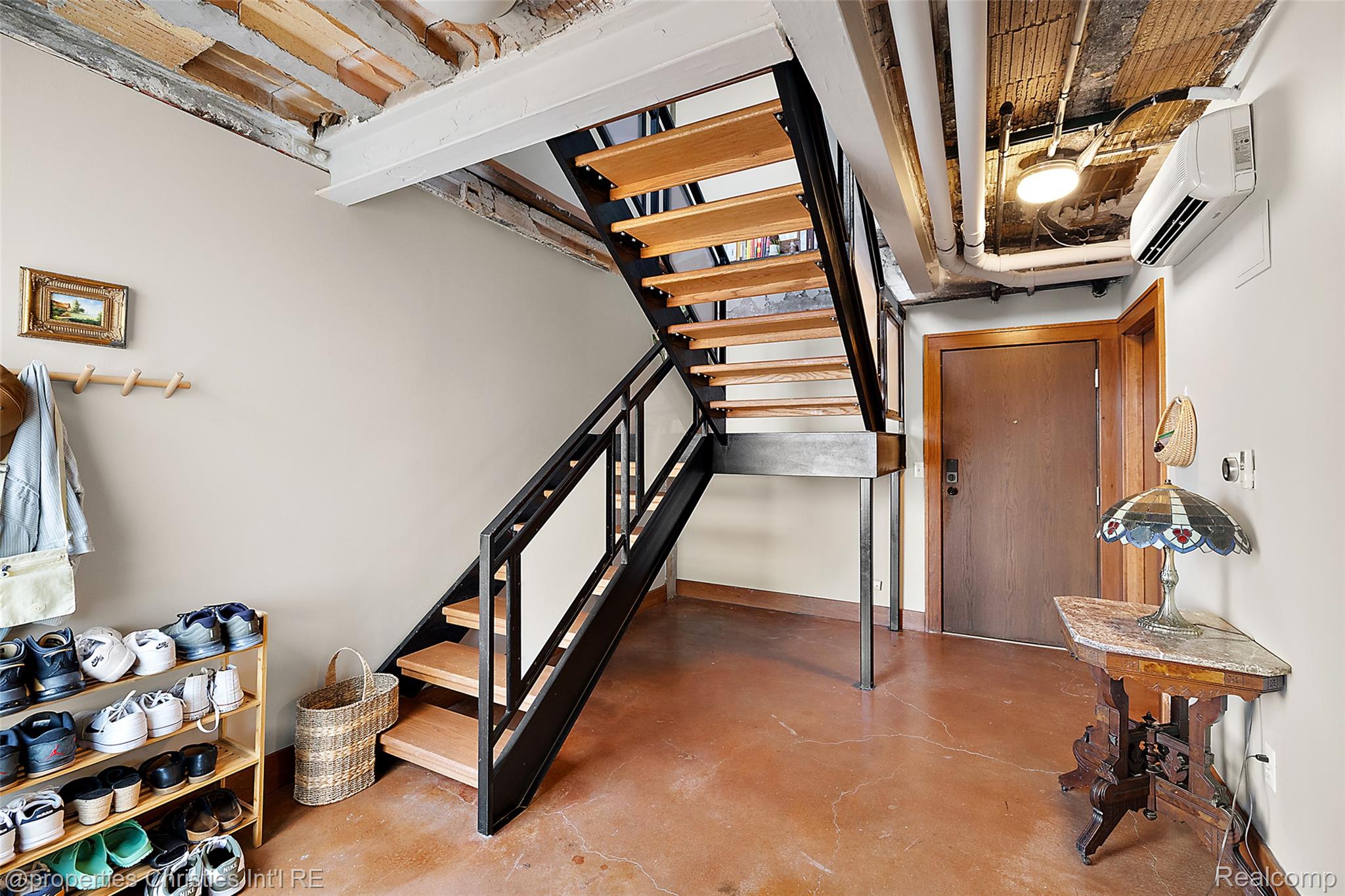 2915 John R Street, Unit 710 Detroit, MI 48201 - Photo 11 of 35 2915 John R Unit 710-11.jpg