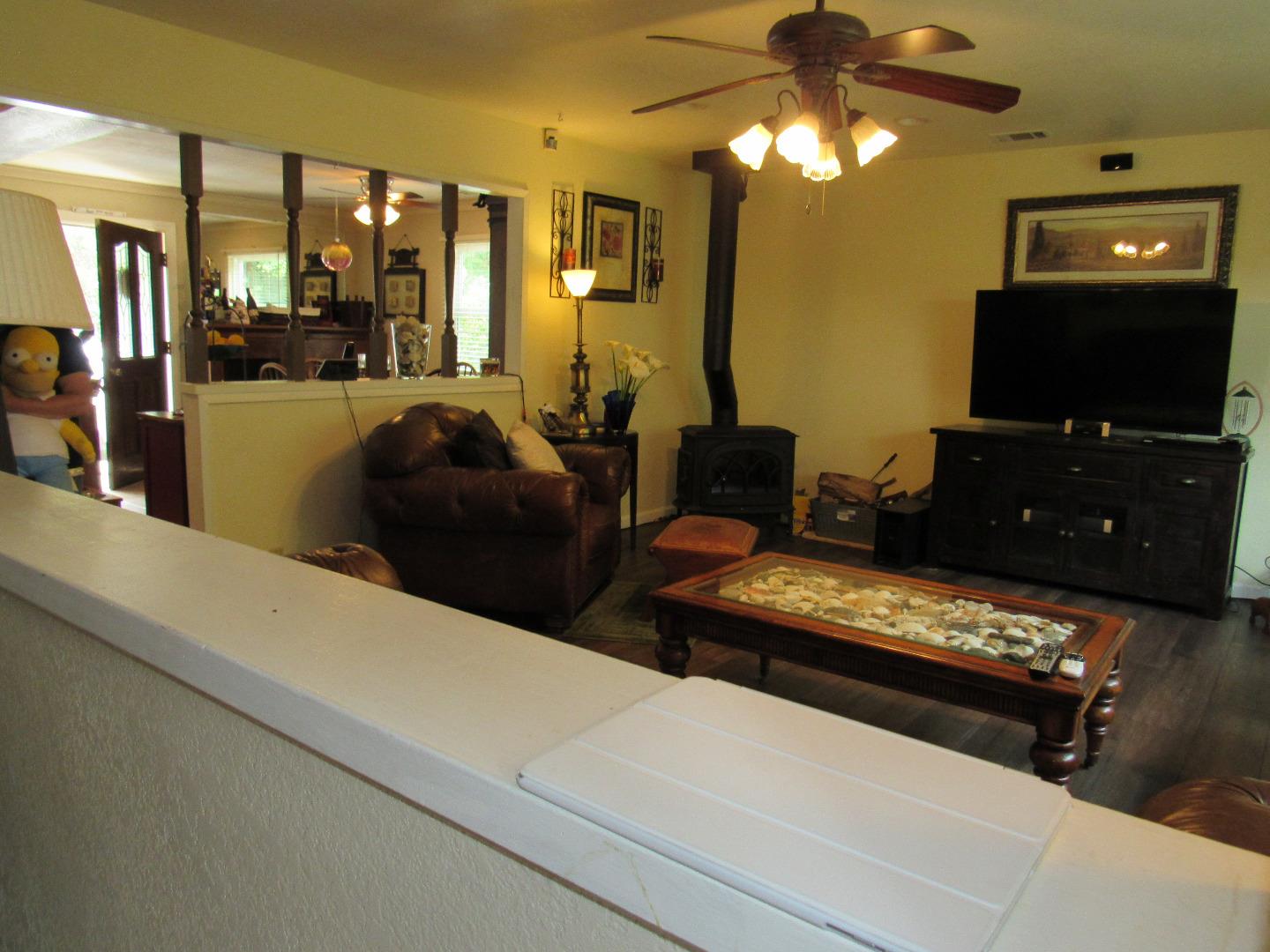 344 Echo Valley Road Salinas, CA 93907 - Photo 13 of 30 Gallery Image 13