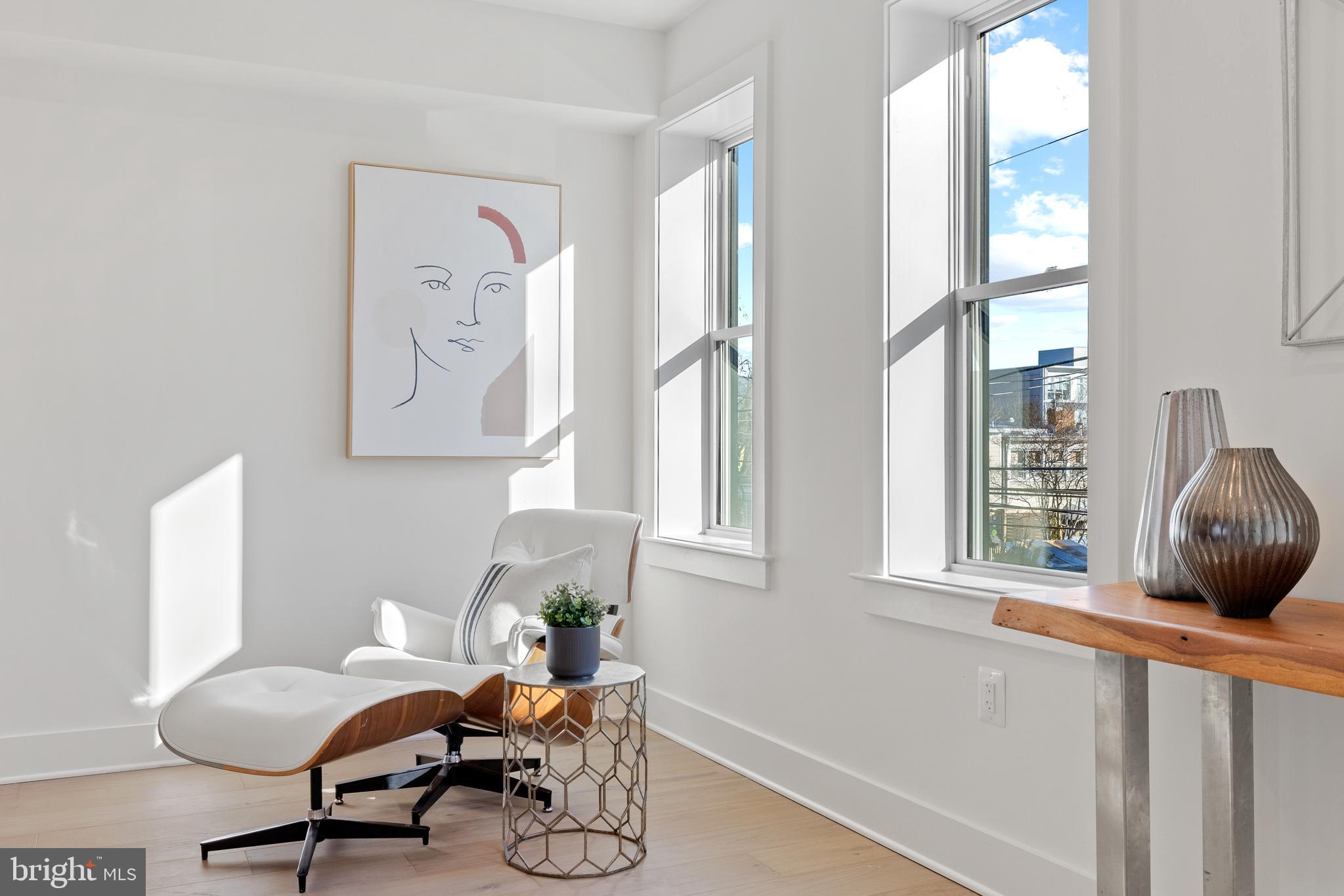 519 Longfellow Street Northwest, Unit 2 Washington, DC 20011 - Photo 11 of 32