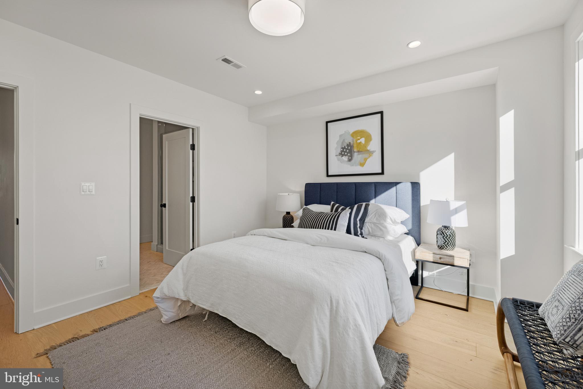 519 Longfellow Street Northwest, Unit 2 Washington, DC 20011 - Photo 14 of 32