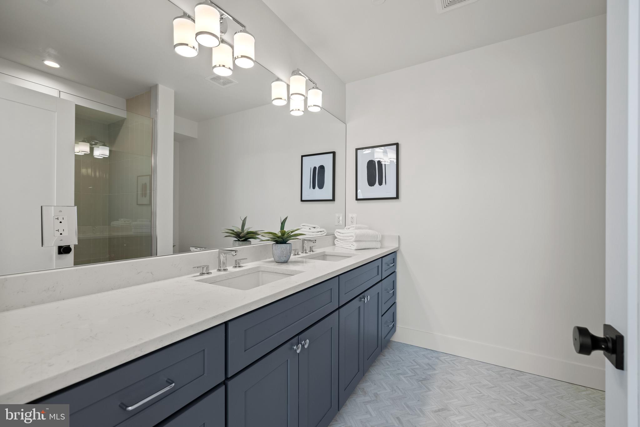 519 Longfellow Street Northwest, Unit 2 Washington, DC 20011 - Photo 15 of 32