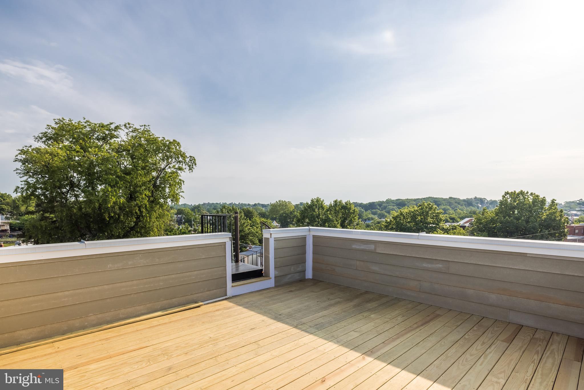 519 Longfellow Street Northwest, Unit 2 Washington, DC 20011 - Photo 28 of 32