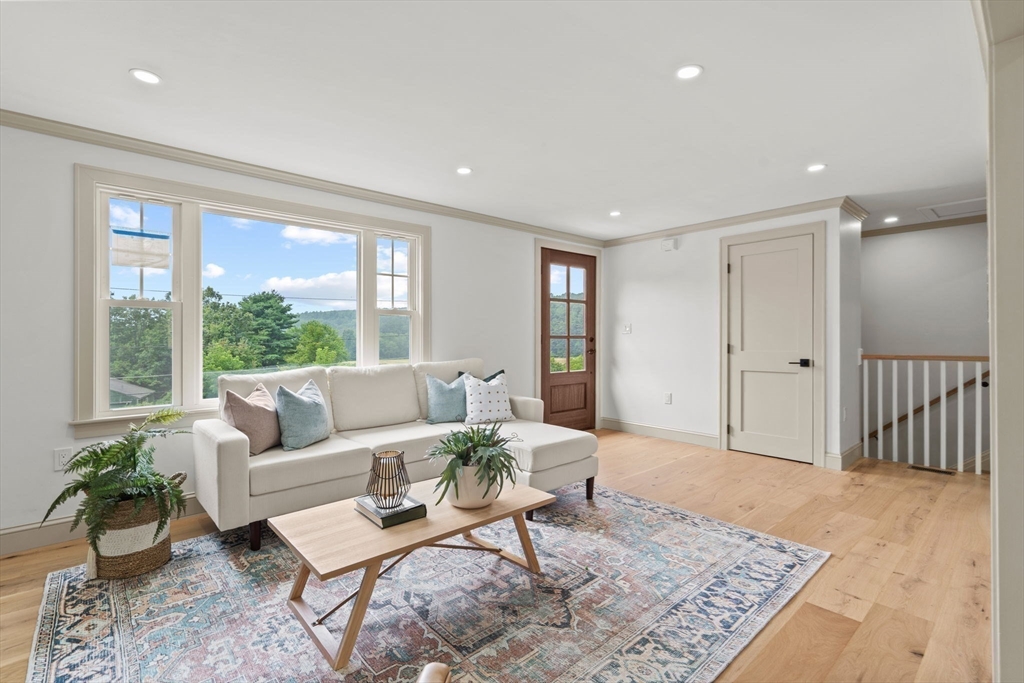 200 Green Street Northborough, MA 01532 - Photo 4 of 37