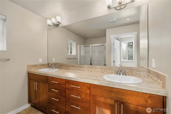 $620,000 | 6225 Wesley Place Southeast, Auburn, WA 98092