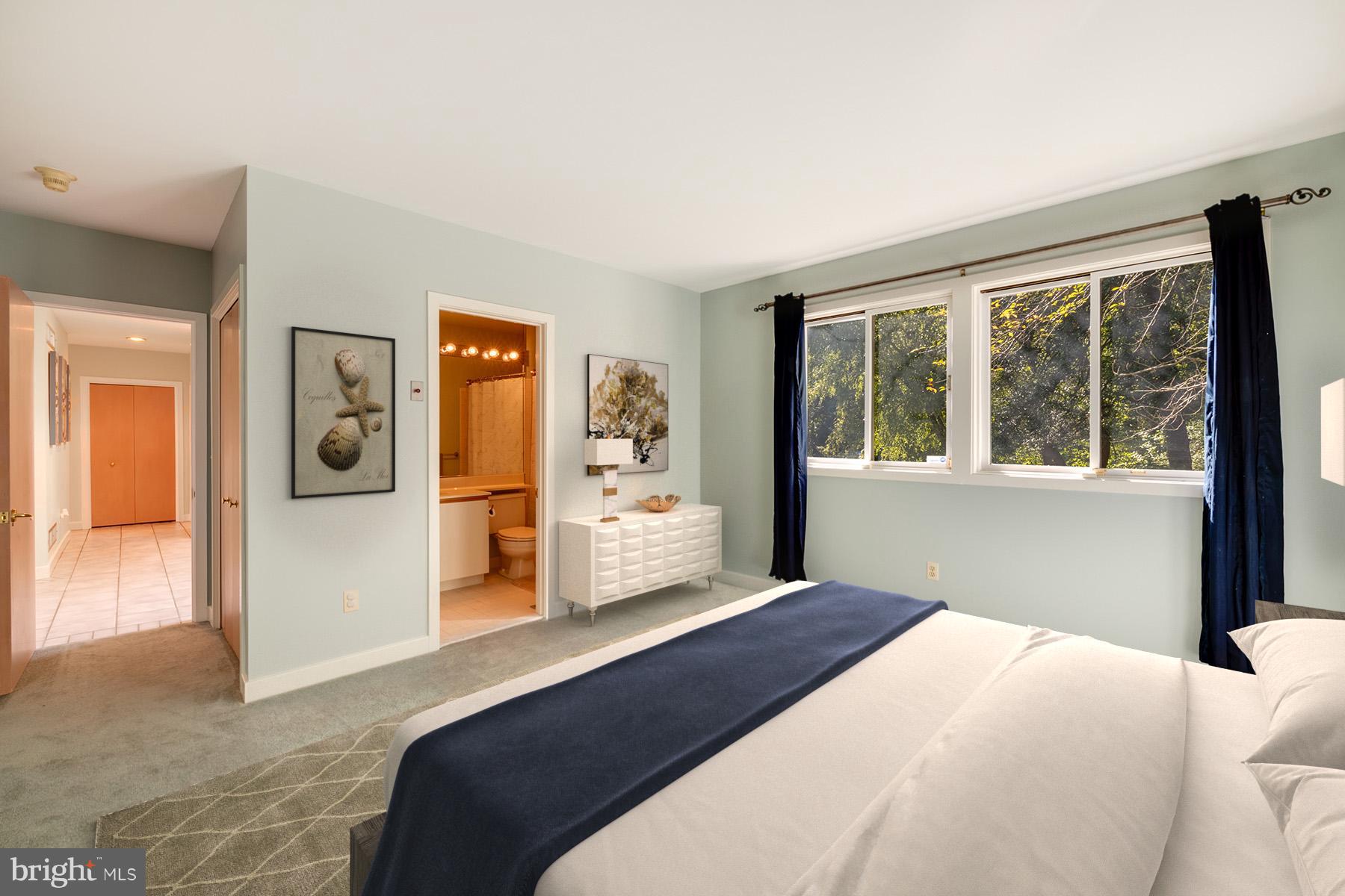 65 Slama Road Edgewater, MD 21037 - Photo 22 of 27 Main level bedroom with ensuite bathroom