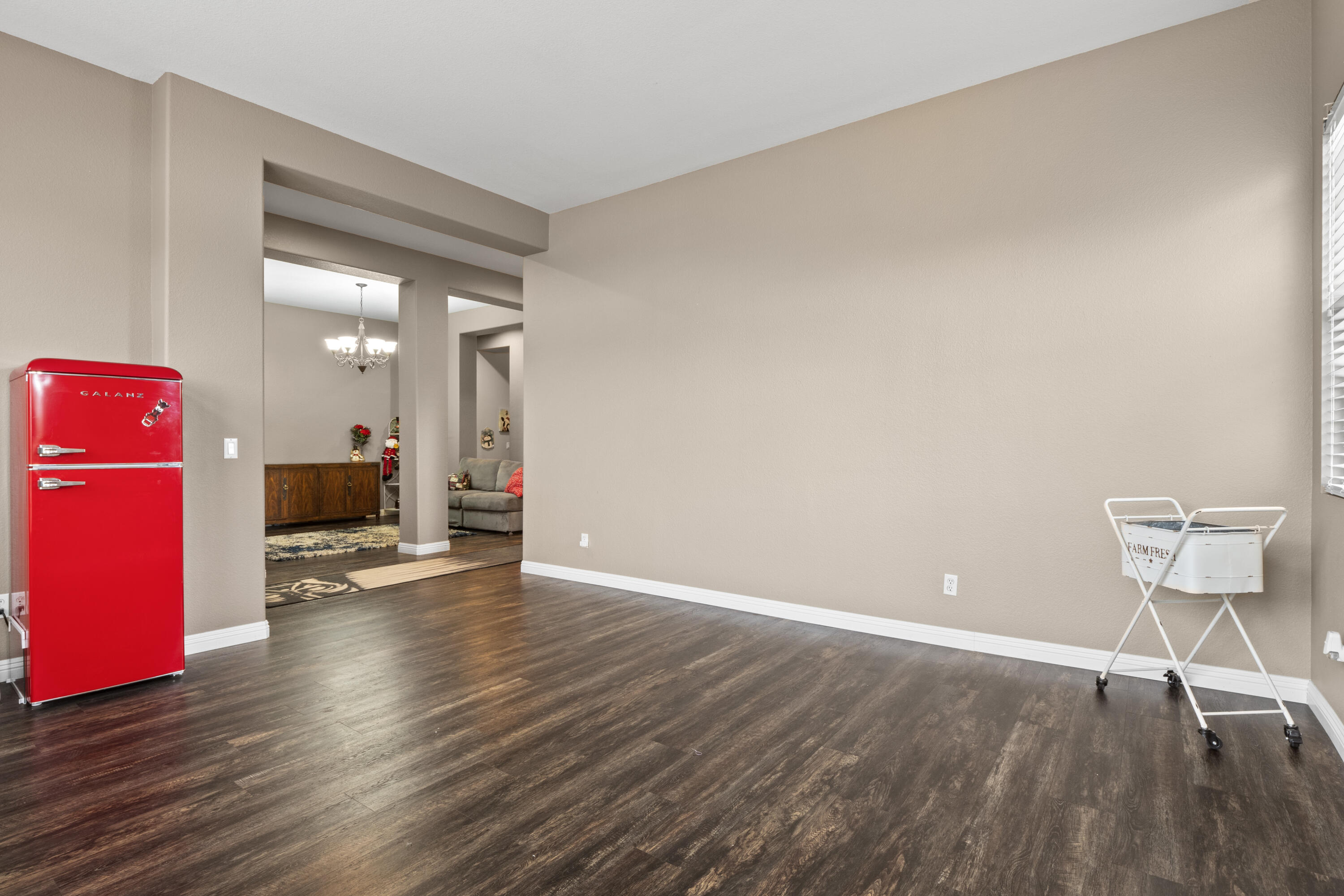 34136 Desert Road Acton, CA 93510 - Photo 15 of 56 front room 2