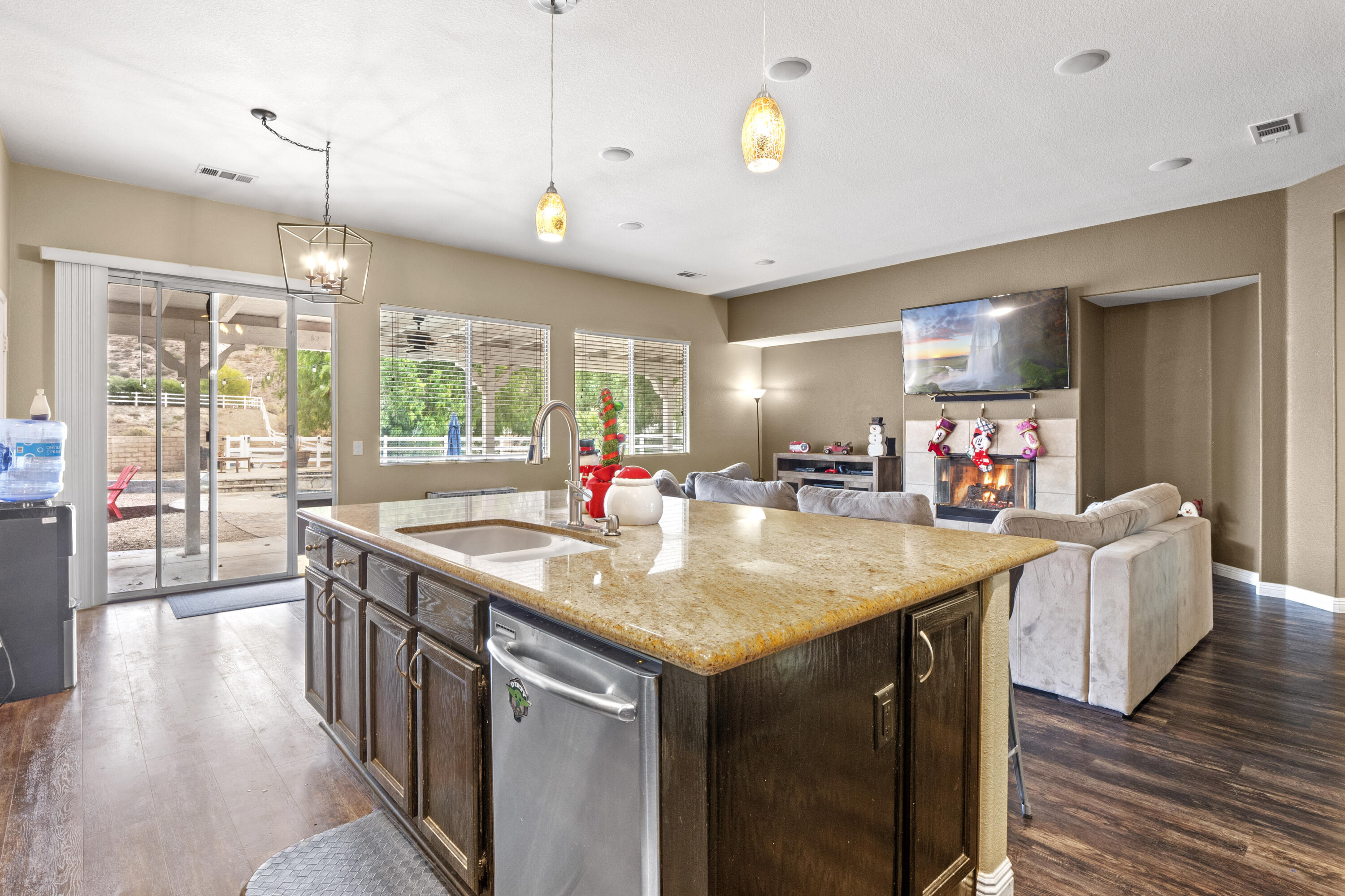 34136 Desert Road Acton, CA 93510 - Photo 8 of 56 kitchen 2