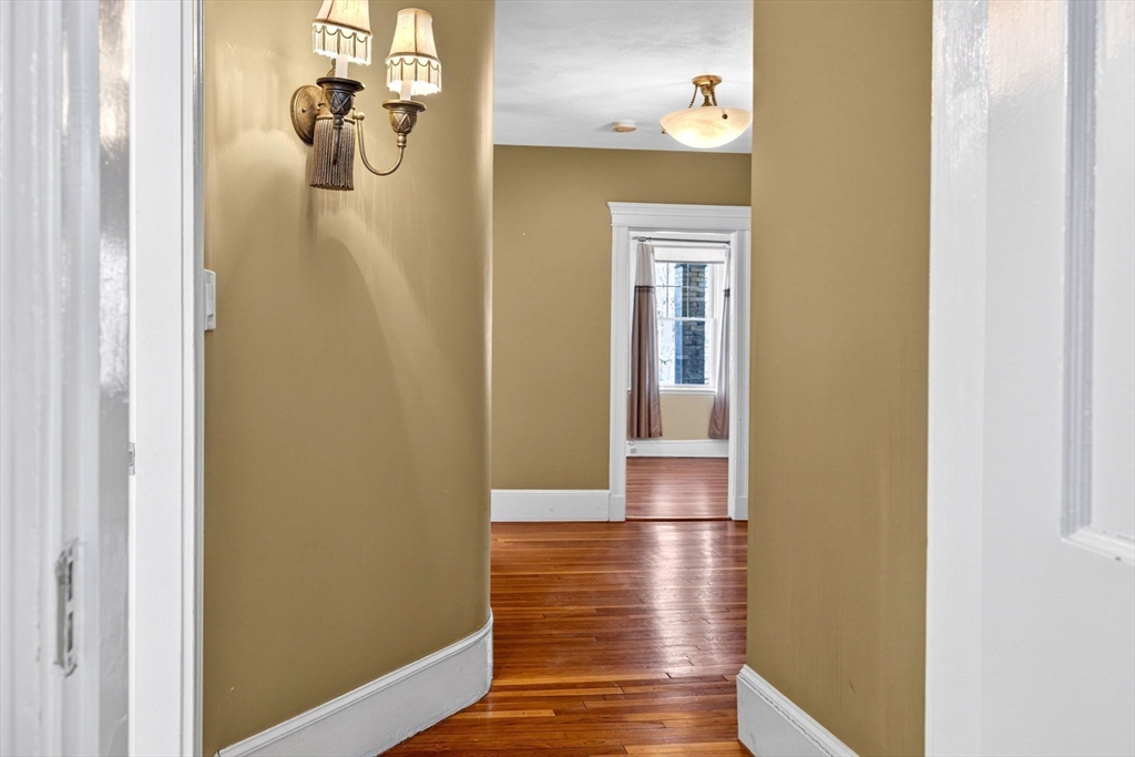 164 Strathmore Road, Unit 4 Boston, MA 02135 - Photo 11 of 31