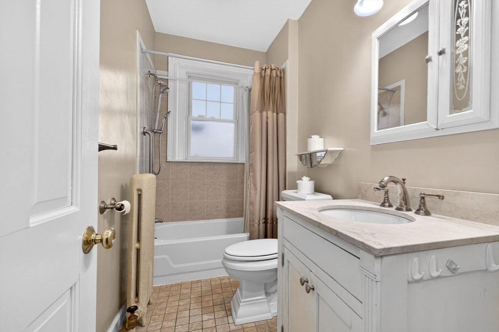 164 Strathmore Road, Unit 4 Boston, MA 02135 - Photo 12 of 31