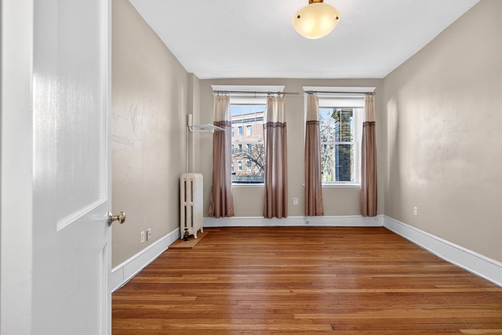 164 Strathmore Road, Unit 4 Boston, MA 02135 - Photo 15 of 31