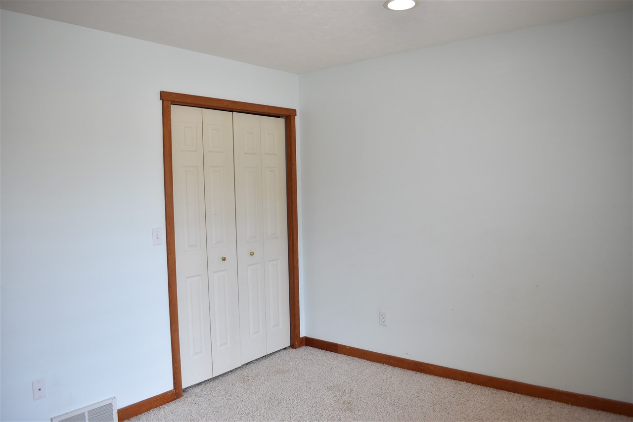 3601 South Maple Valley Road Suttons Bay, MI 49682 - Photo 23 of 41 1856565-22.JPG