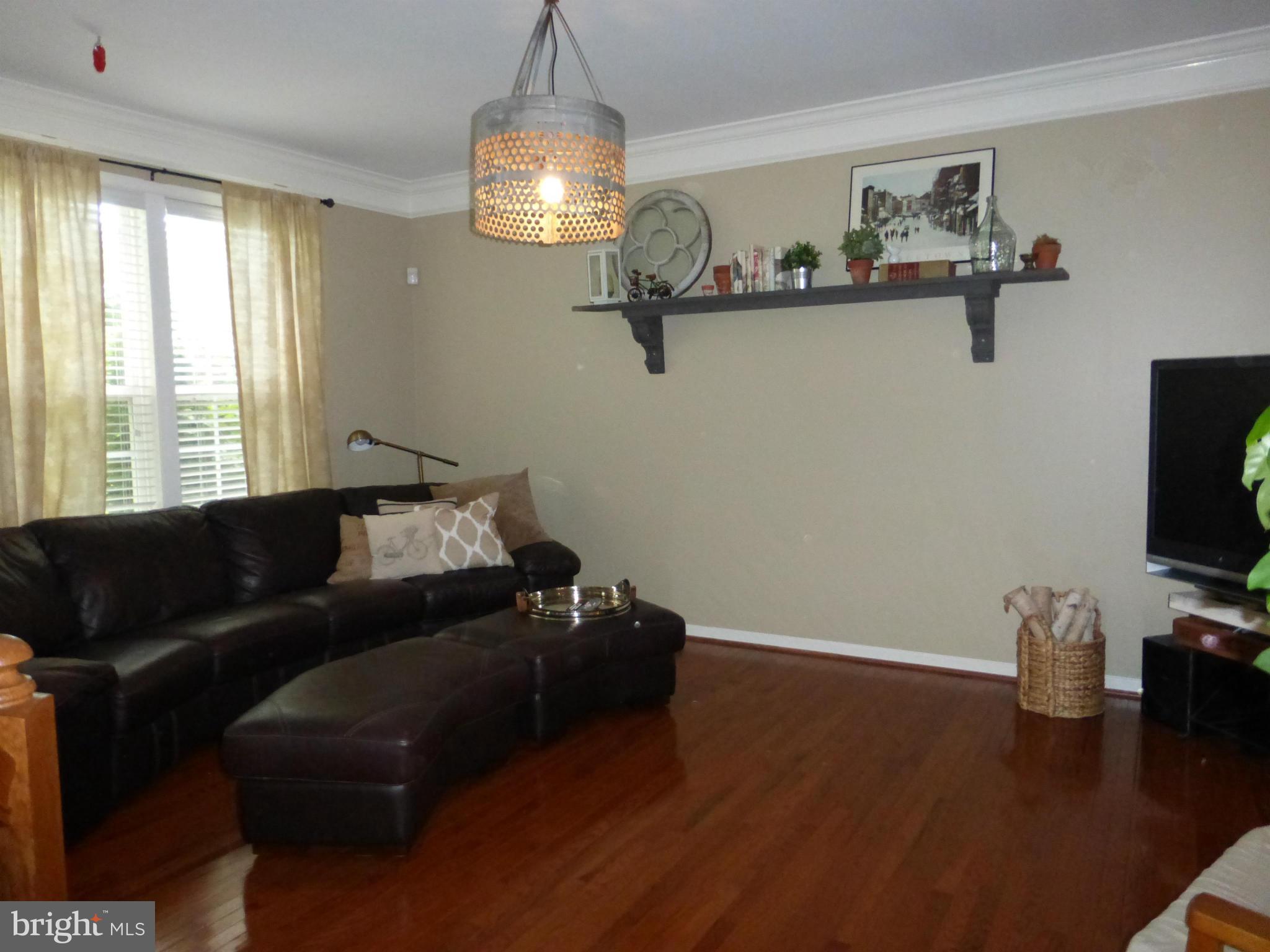 3812 Addison Woods Road Frederick, MD 21704 - Photo 14 of 30 Living Room