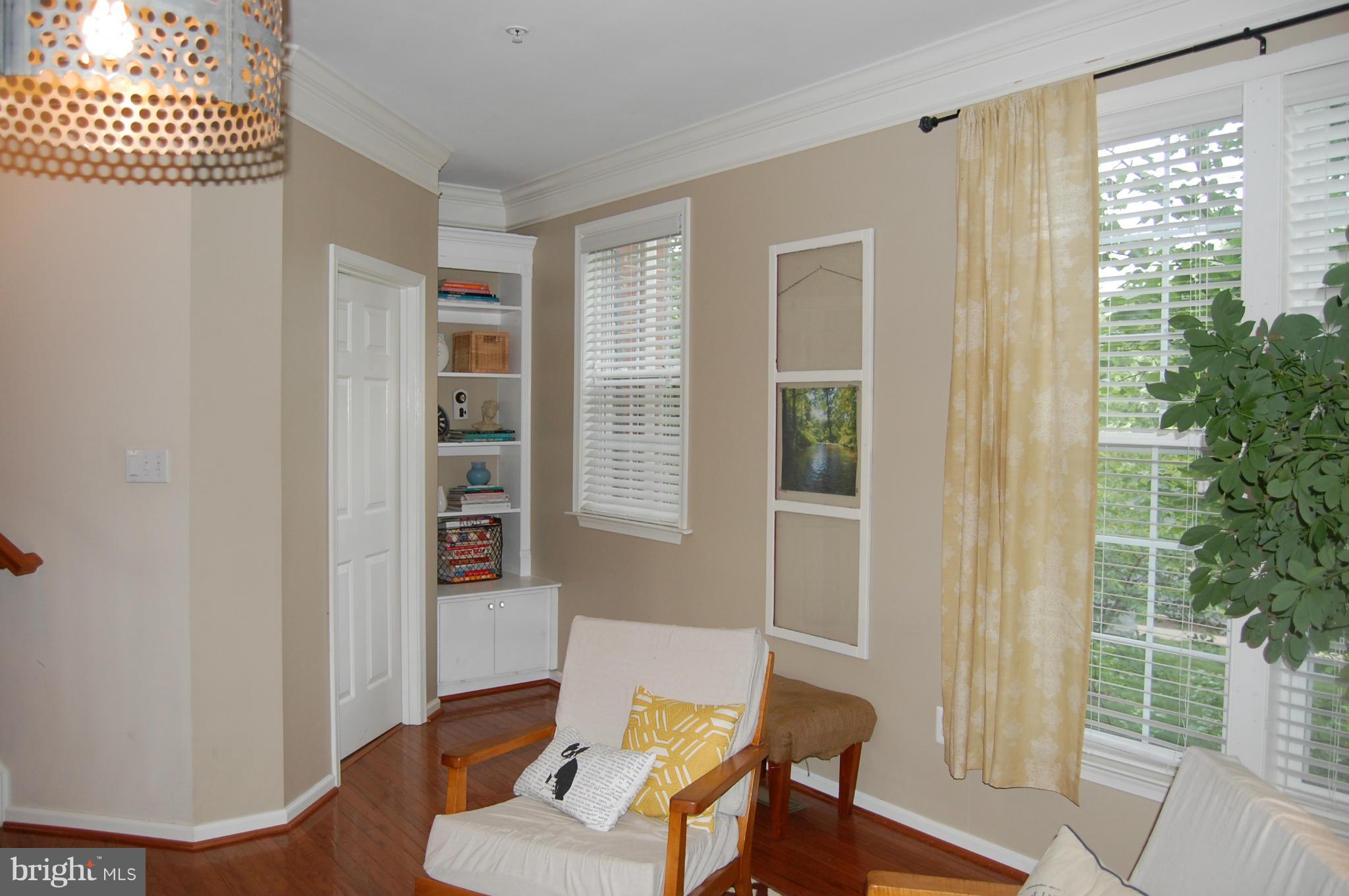 3812 Addison Woods Road Frederick, MD 21704 - Photo 16 of 30 Living Room