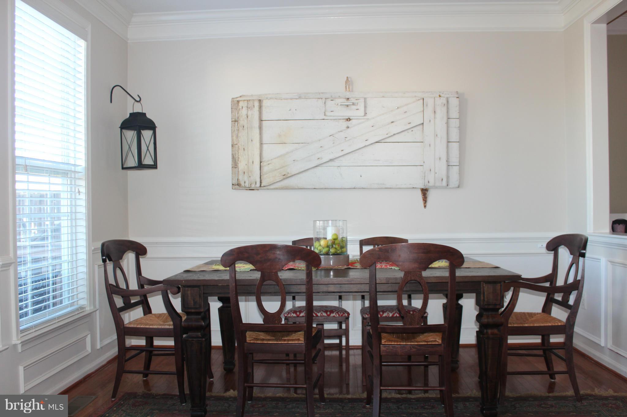 3812 Addison Woods Road Frederick, MD 21704 - Photo 8 of 30 Beautiful Bright Interiors
