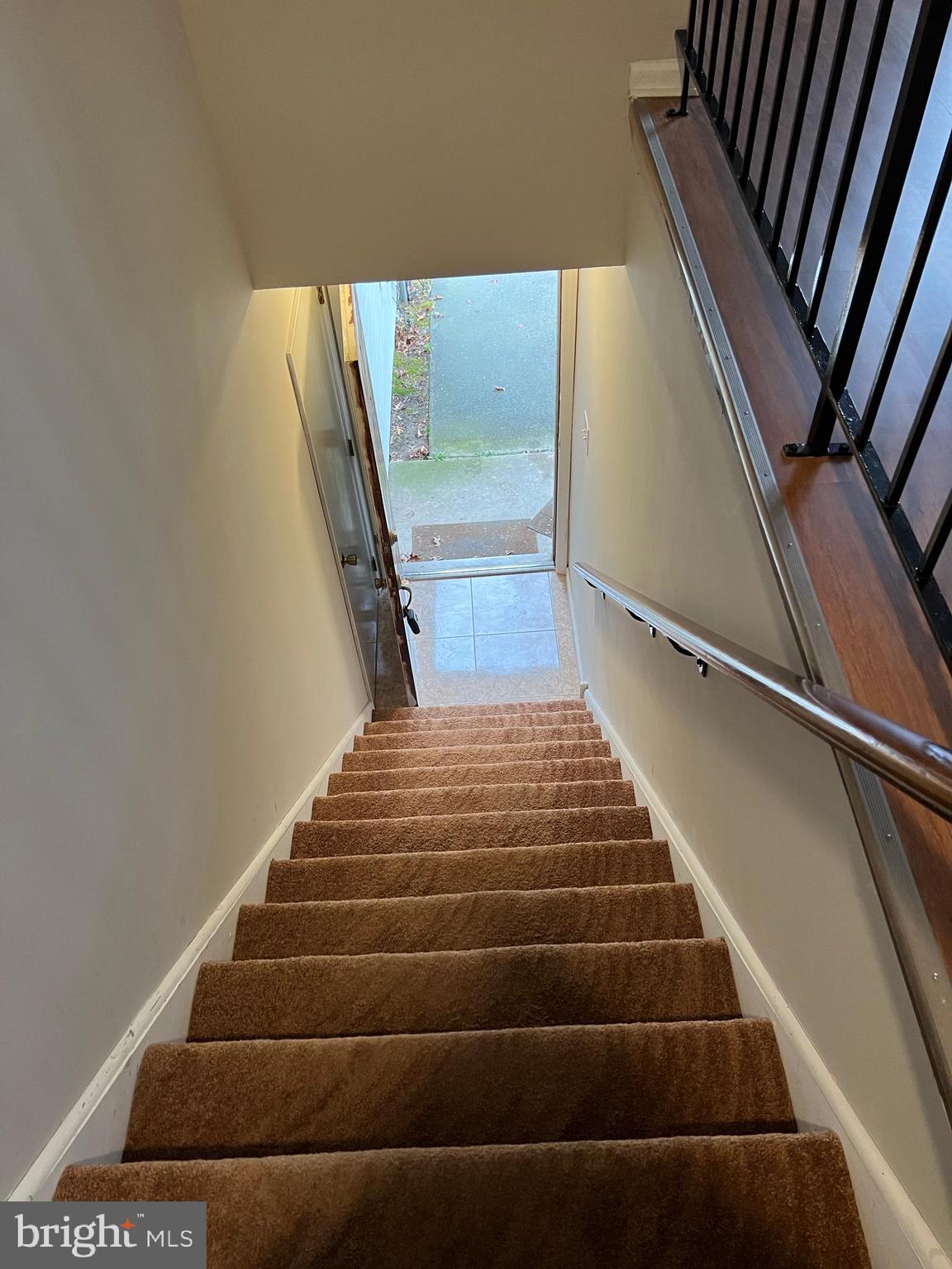 68 Hopewell Lane, Unit B Sicklerville, NJ 08081 - Photo 2 of 14 a view of entryway