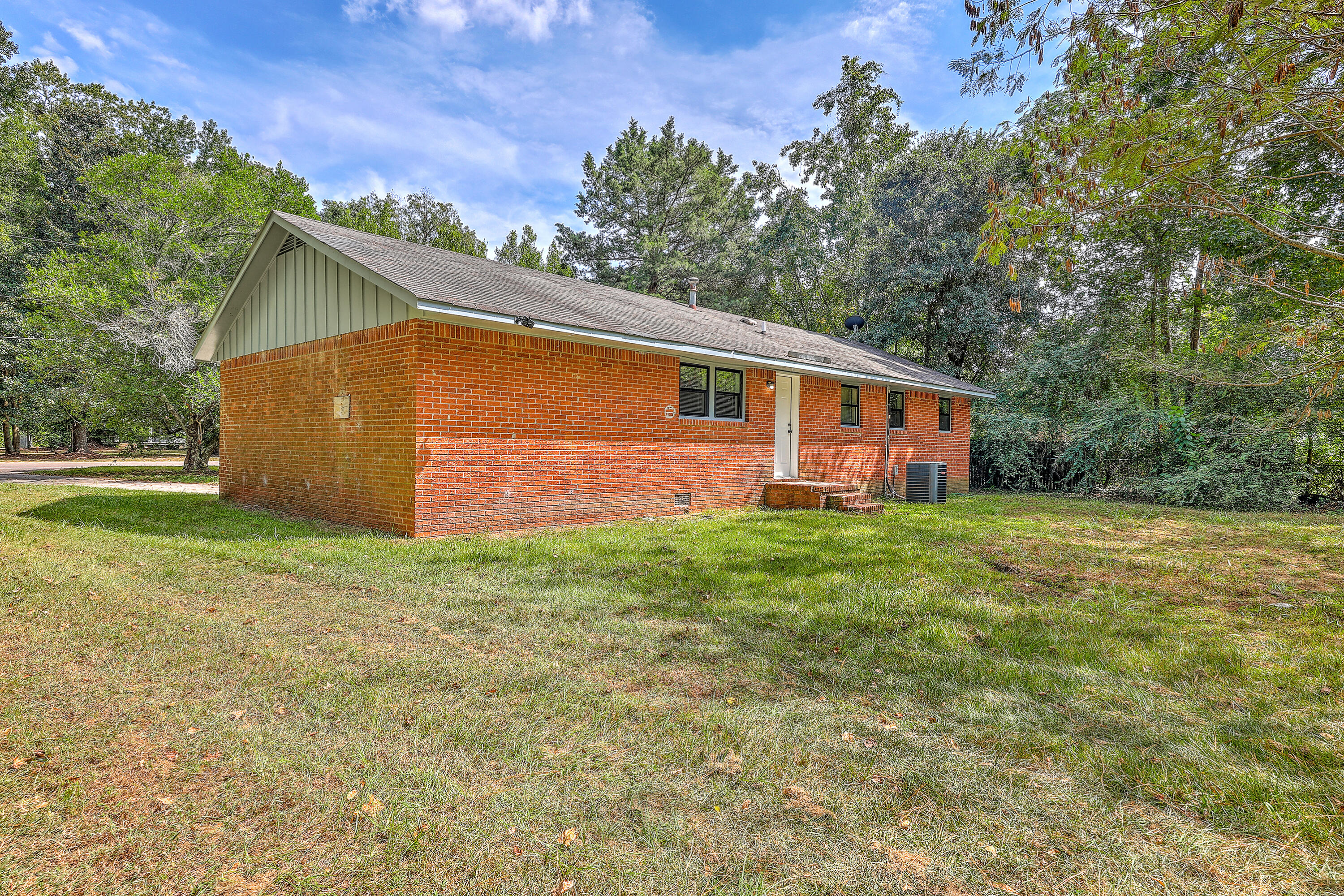 2228 Mendel Rivers Road St. Stephen, SC 29479 - Photo 20 of 28 ZYN_2681_2_3_4_5_6_7