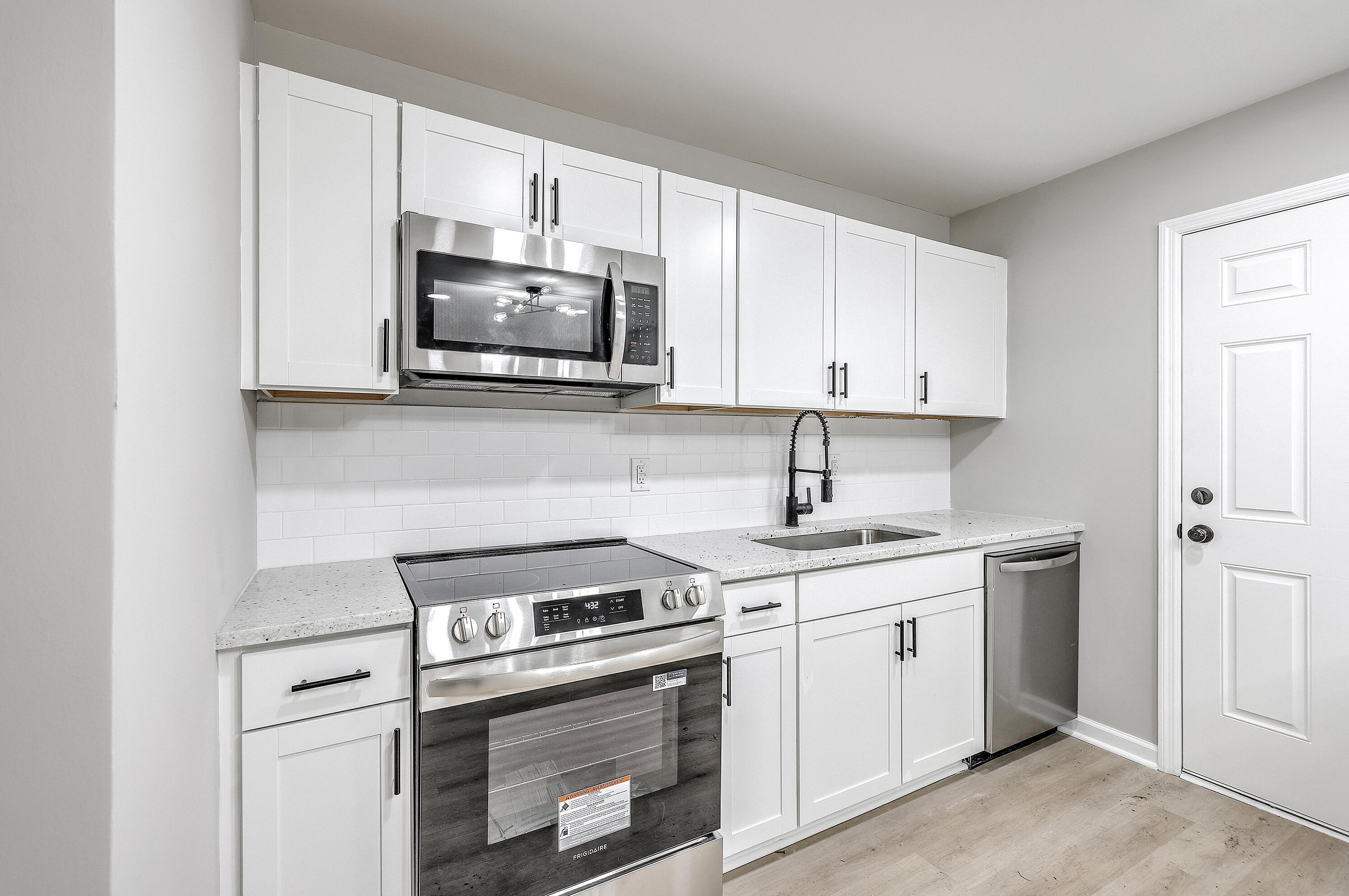 2228 Mendel Rivers Road St. Stephen, SC 29479 - Photo 8 of 28 ZYN_9009_10_11_12_13_14_15